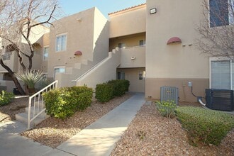 Building Photo - SUMMERLIN - LA POSADA CONDO