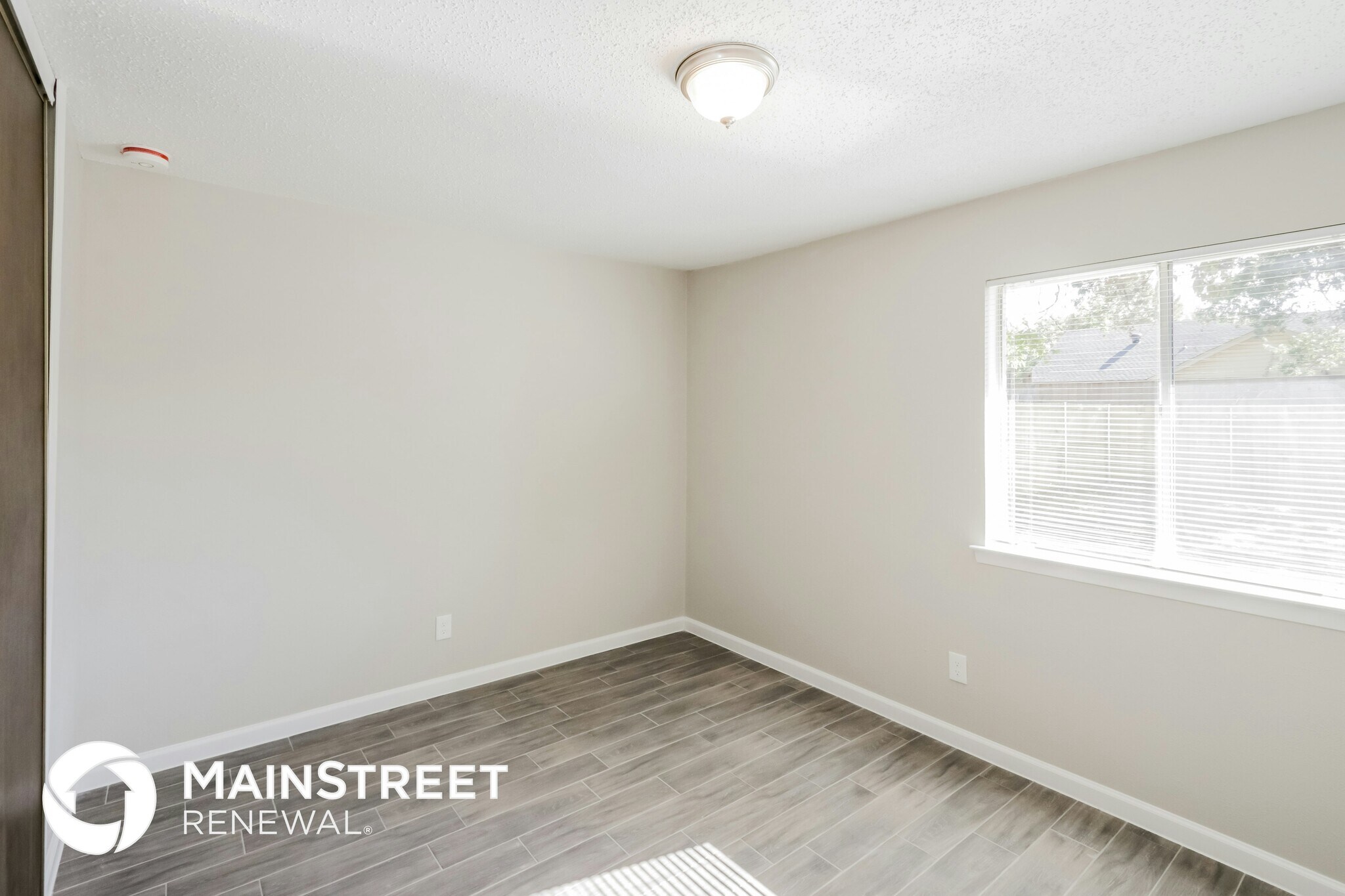 Building Photo - 4504 Via Del Norte