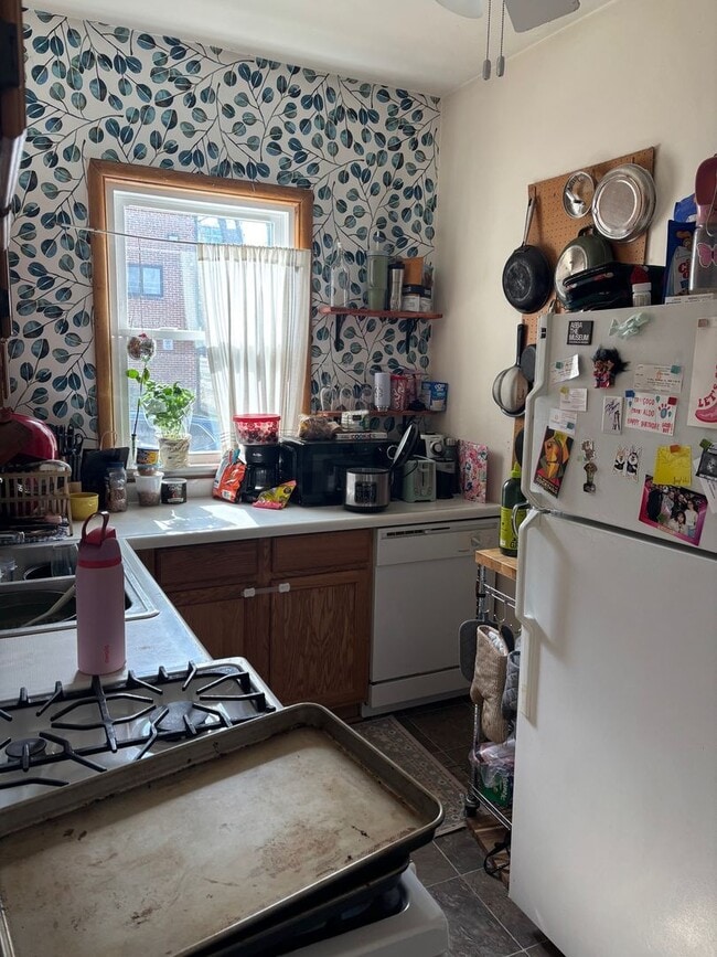 Building Photo - 26 N Franklin St