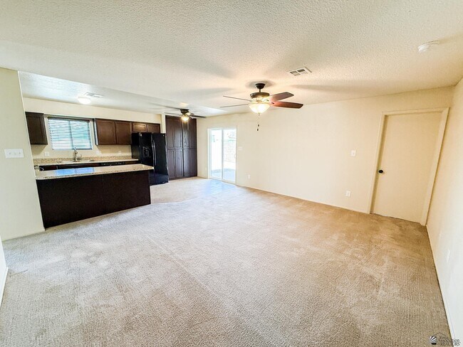 Building Photo - 1175 S 47th Ave