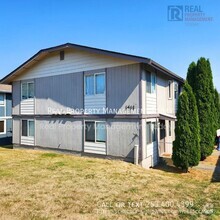 Building Photo - 3311 S Asotin-Unit-C