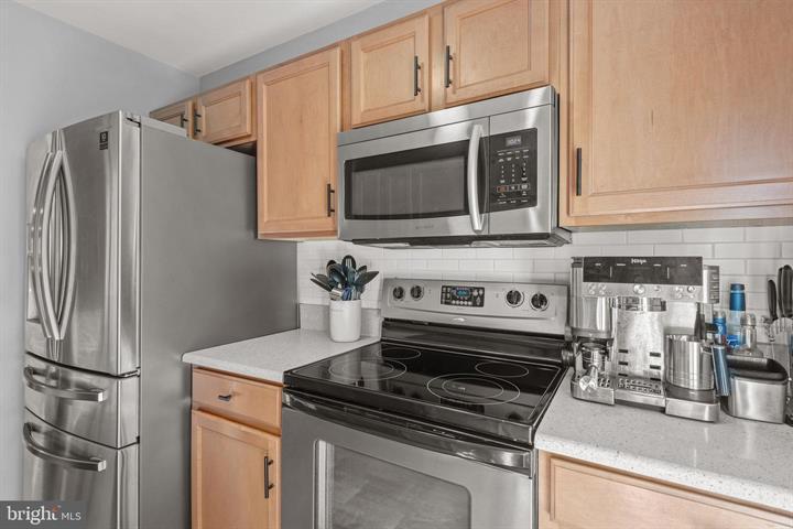 Building Photo - 121 Westpoint Dr