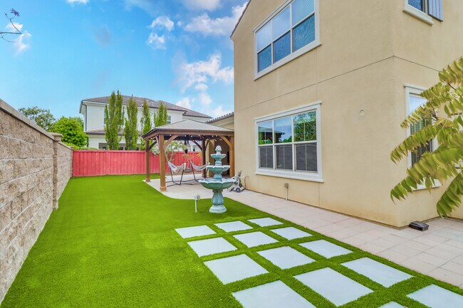 Building Photo - 3637 Alander Ct