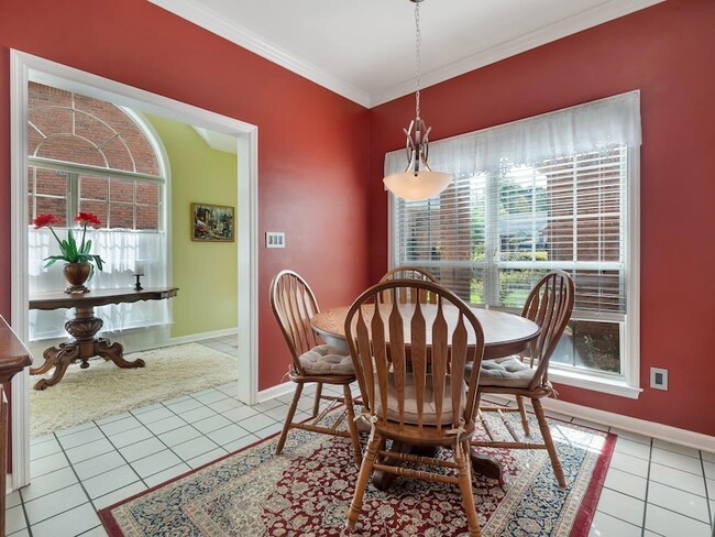 Building Photo - 4012 Dutchess Ct