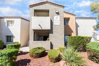 Building Photo - 3151 N Soaring Gulls Dr