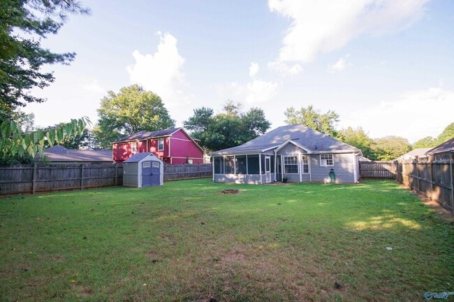 Building Photo - 215 Cypress Creek Dr