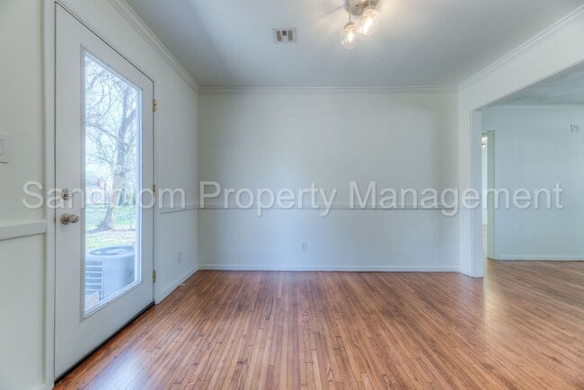 Building Photo - For Lease | Tulsa | Available Now!