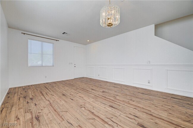 Building Photo - 5033 Apache Valley Ave