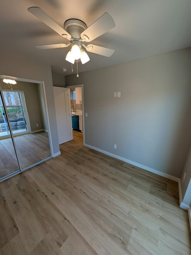 Building Photo - 7221 Jacmar Ave