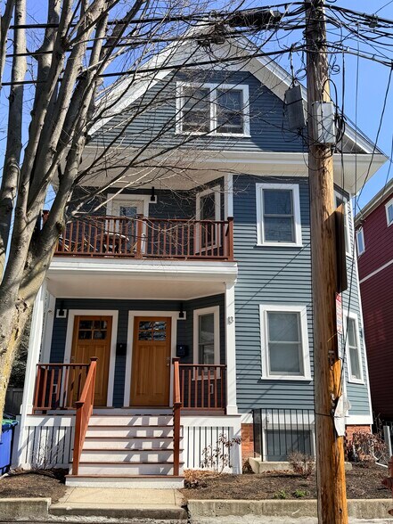 Building Photo - 13 Cottage Ave