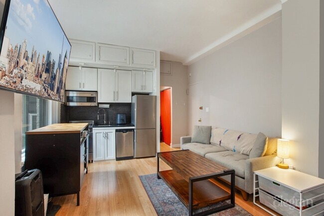 Building Photo - 66 Madison Ave