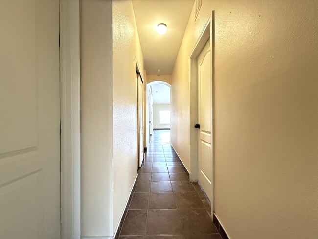 Building Photo - 13136 Freshford