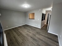 Building Photo - Beautiful 1 bedroom 1 Bathroom First Floor...