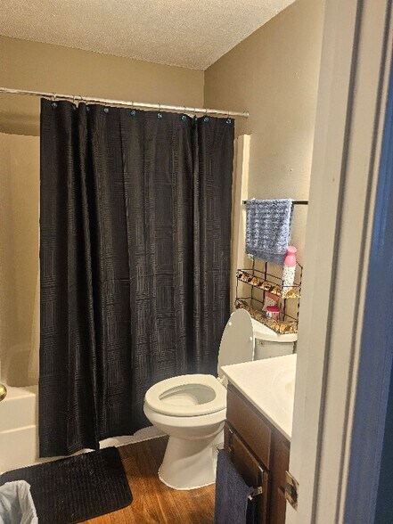 Building Photo - 99 Harmony Dr W