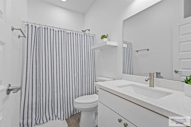 Building Photo - 422 Arroyo Ln