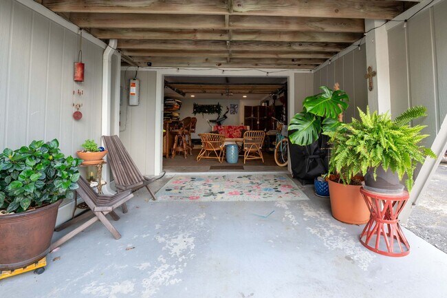 Building Photo - OFF-SEASON FURNISHED OASIS JUST STEPS FROM THE SAND