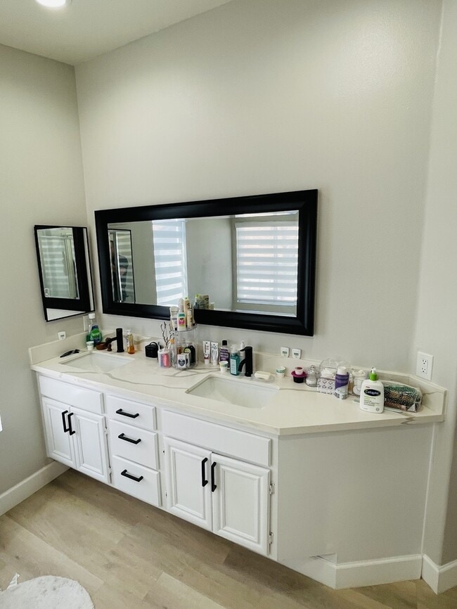 Building Photo - 28635 Sand Island Way