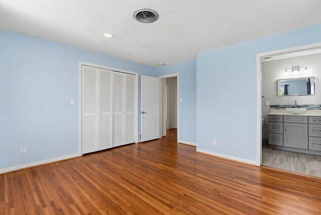 Building Photo - 124 Atwood Ln