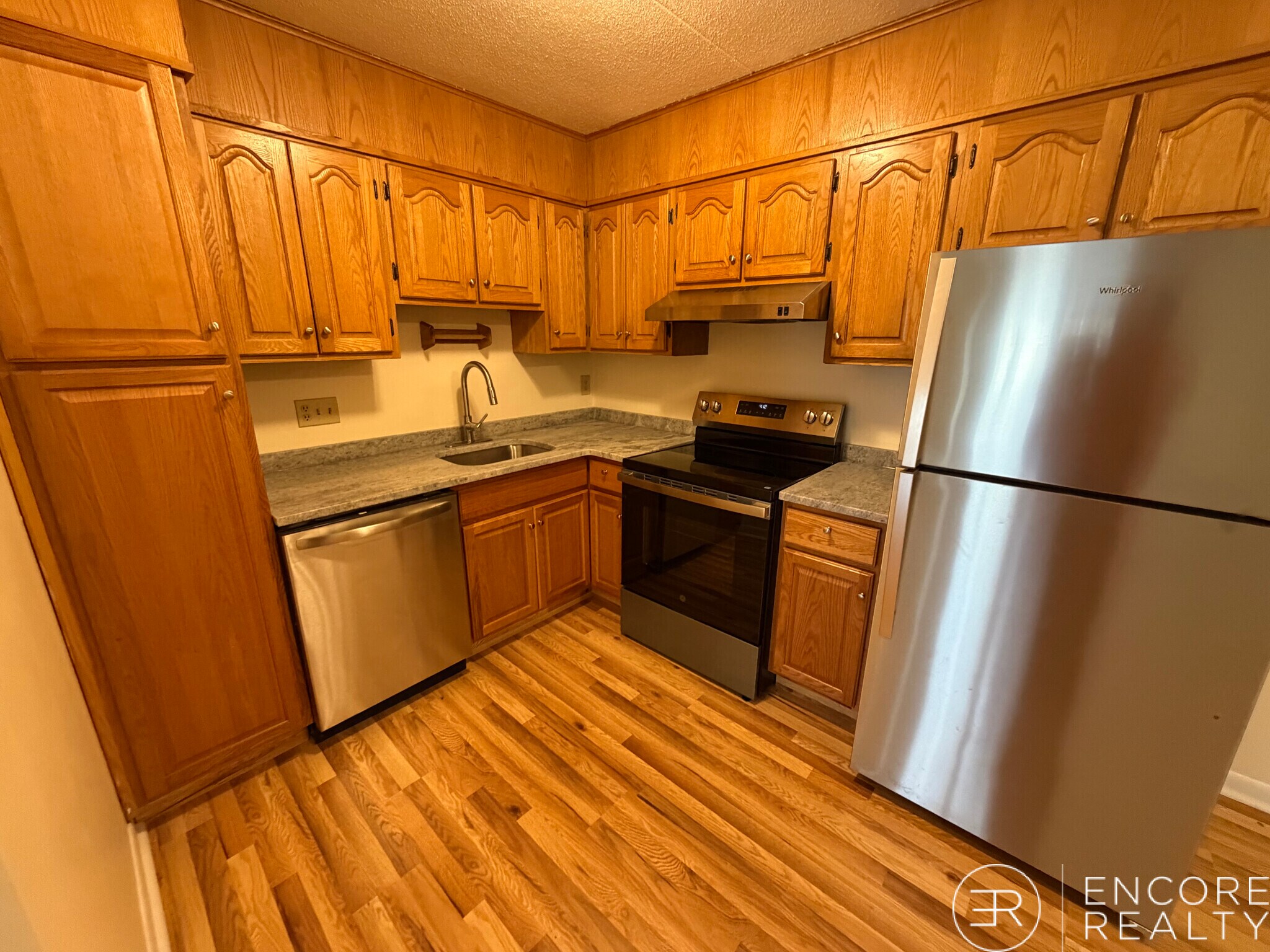 Building Photo - 124 Sutherland Rd