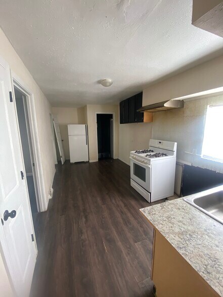 Building Photo - 5433 Beacon Ave