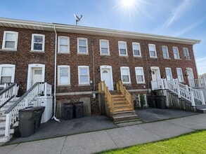Building Photo - 217 E Whitesboro St