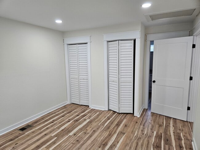 Building Photo - 5950 Blountstown Hwy