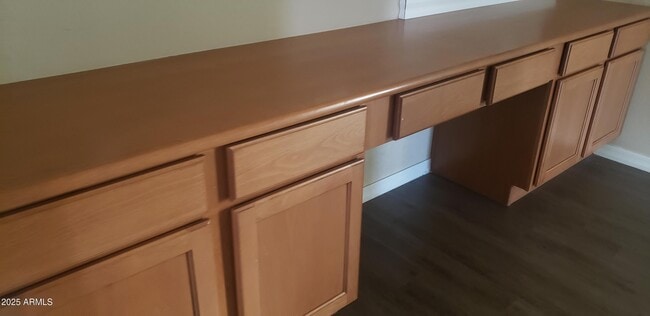 Building Photo - 3751 E Palo Verde St