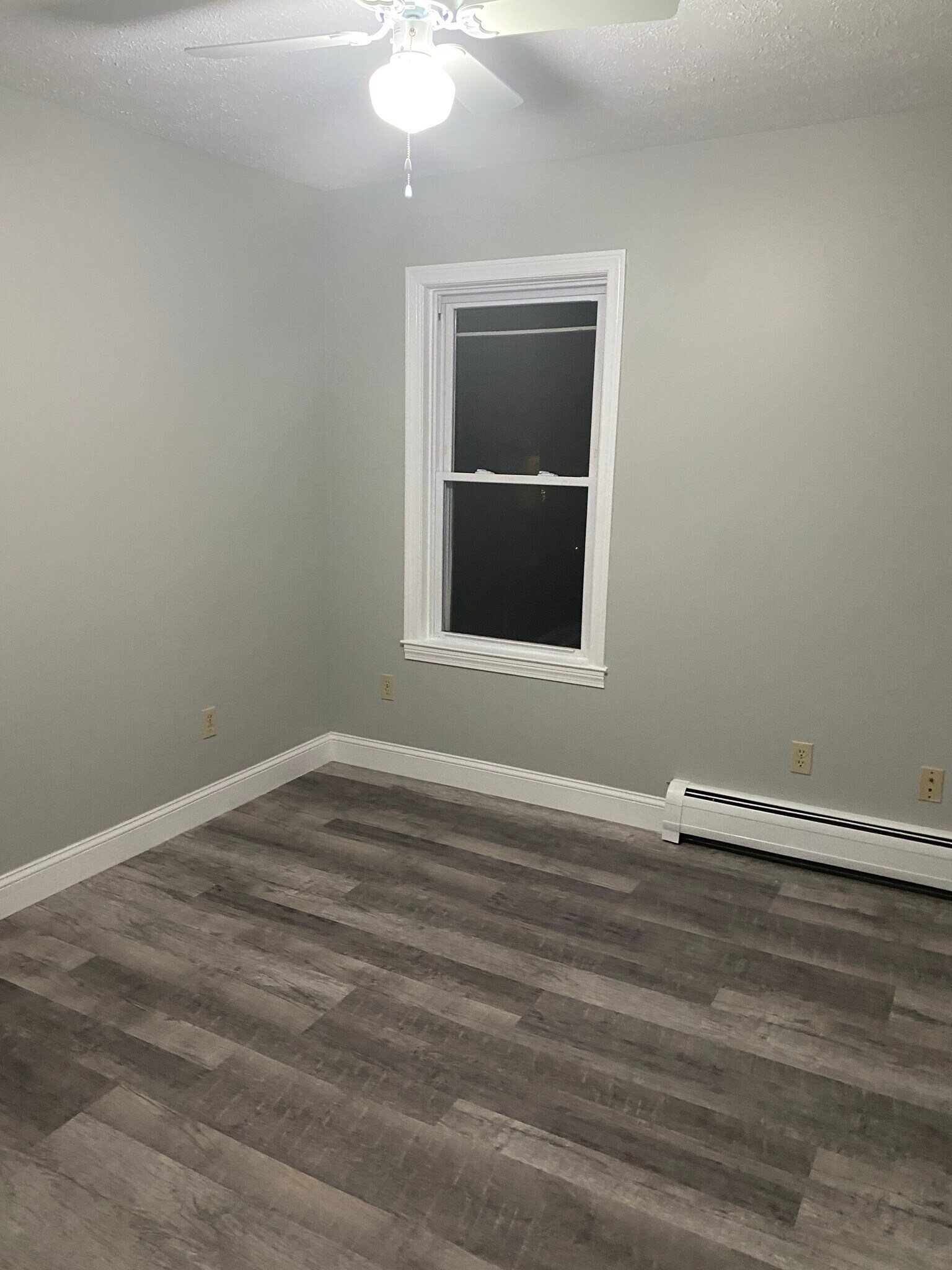 Bedroom - 31 Blossom St