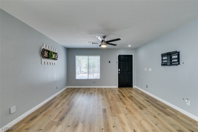 Building Photo - 120 Tansy Ct