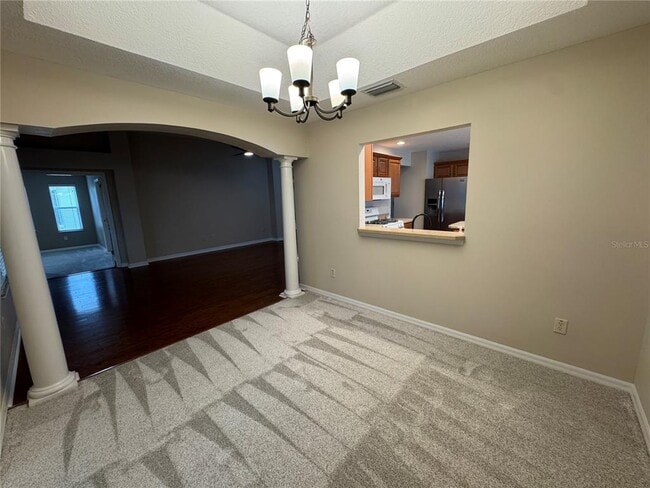 Building Photo - 436 Kingston Way