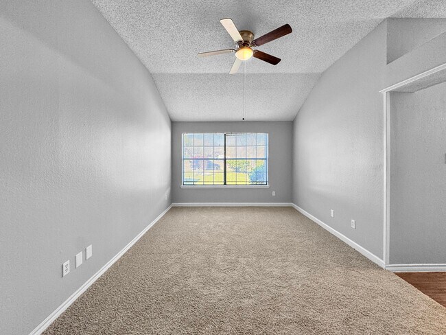 Building Photo - 6107 Ridge Top Ln