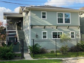 Building Photo - 4703 Park Dr