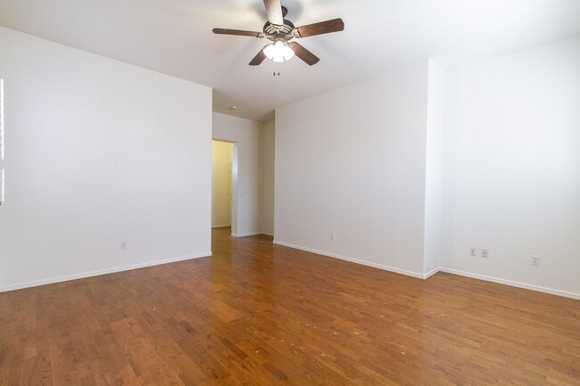 Building Photo - **NOW AVAILABLE** Gilbert 3 bed 2 bath Spa...
