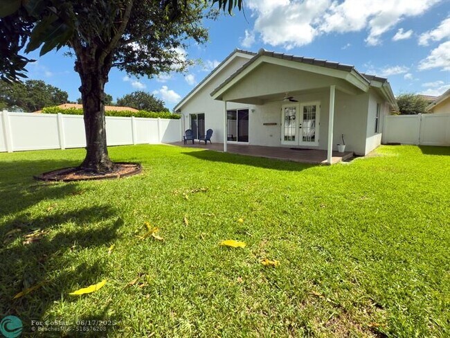 Building Photo - 12204 Sunset Point Cir