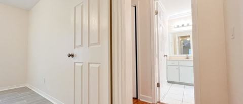 Building Photo - 358 Evergreen Pl