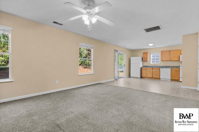 Building Photo - 233 Rosebrook Dr