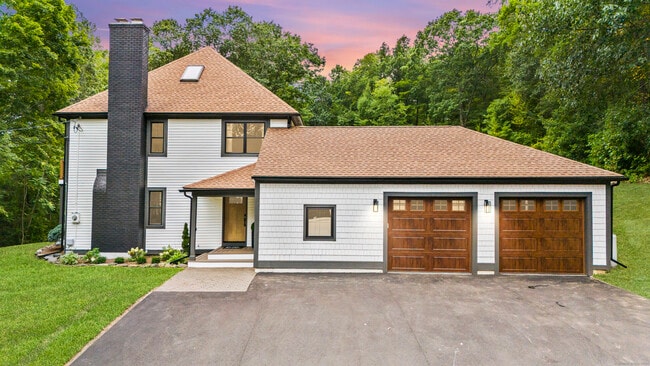 Building Photo - 60 Mountain Rd