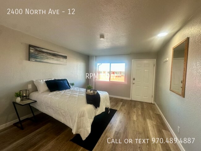 Building Photo - Updated, convenient, affordable living in ...