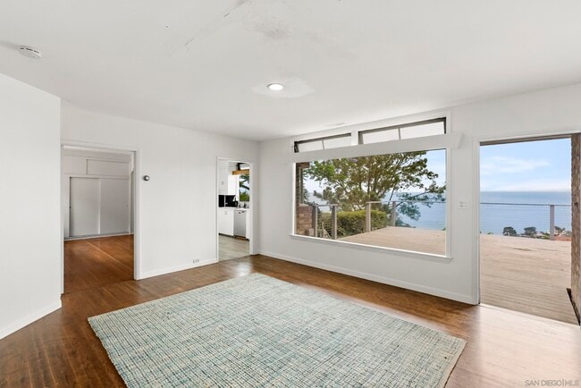 Building Photo - 1703 Castellana Rd