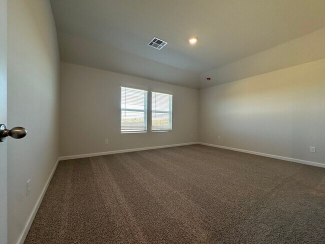 Building Photo - 14209 Little Falls Ln