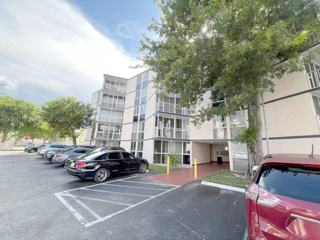 Building Photo - 6995 NW 186th St