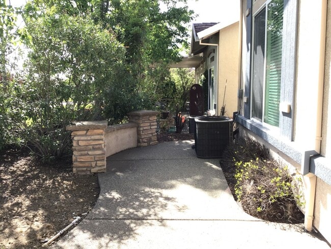 Building Photo - Sun City Lincoln, a 55+ Community- Coronado model. Three-bedroom, Three bathroom