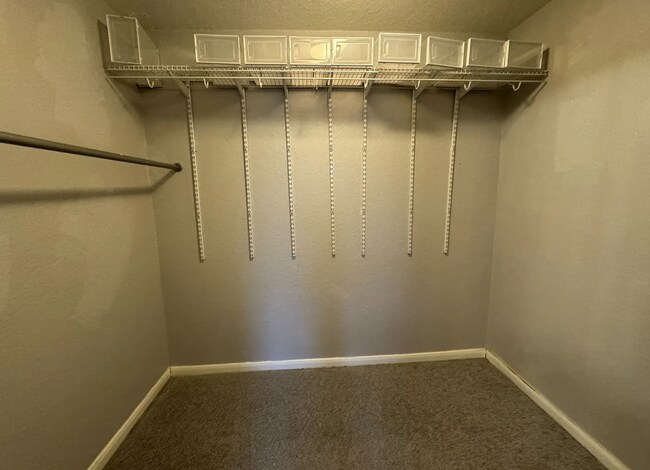 Building Photo - 9334 Ingleton