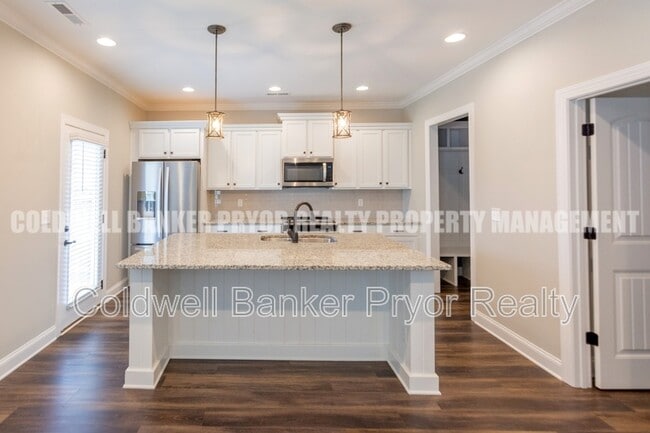 Building Photo - 3578 Red Barn Ln