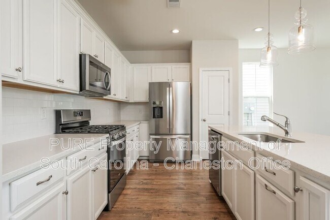 Building Photo - 117 Patterson Ave