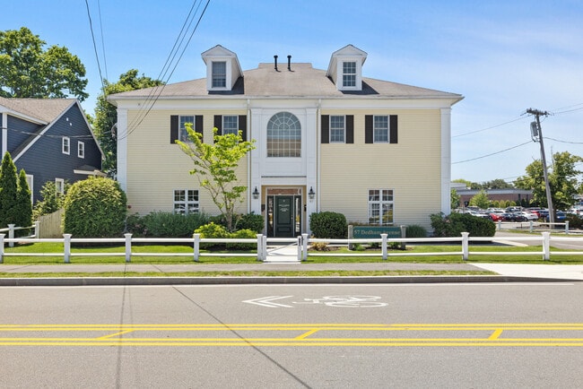 Building Photo - 57 Dedham Ave