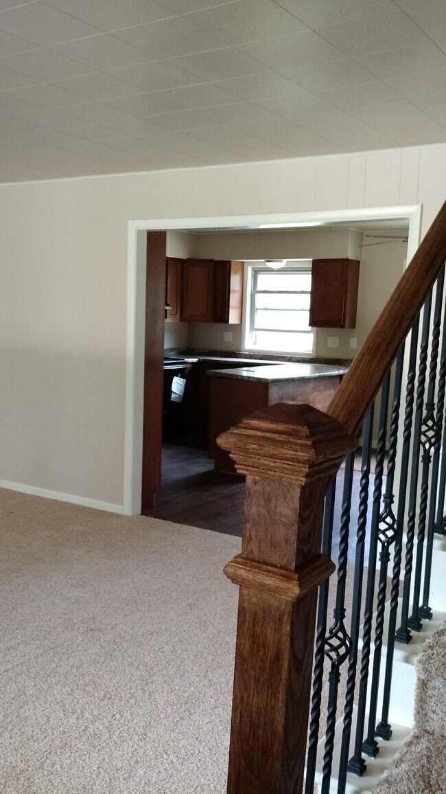 Building Photo - N2724 Duvenick Ln