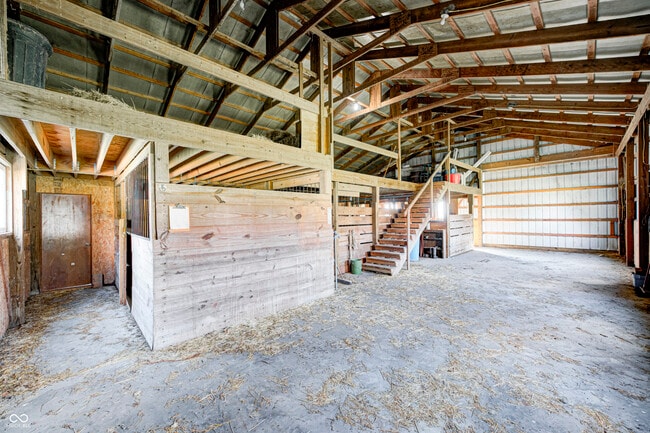 Building Photo - 2009 W 250 N