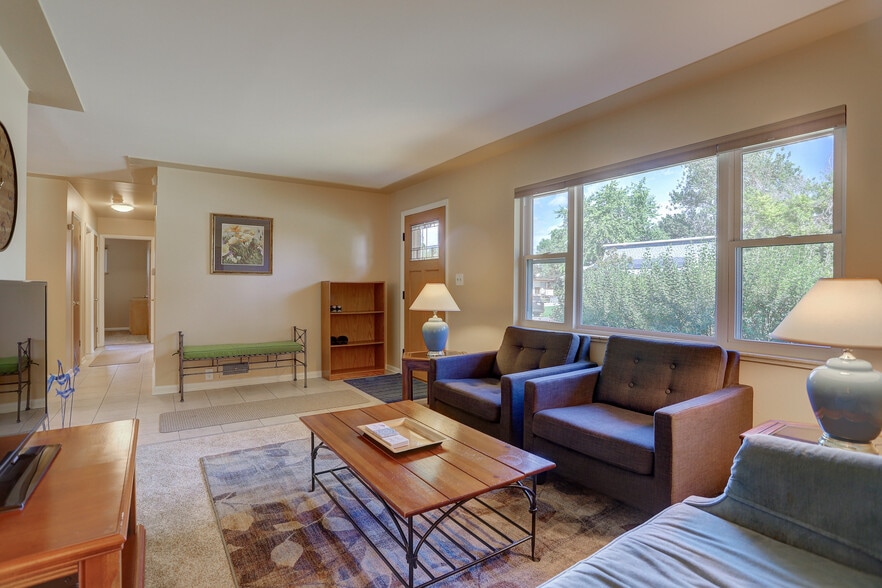 Primary Photo - 10120 W 23rd Ave