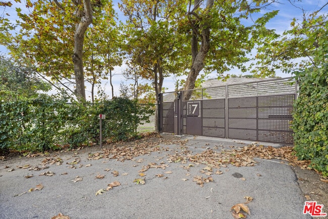 Building Photo - 29637 Pacific Coast Hwy